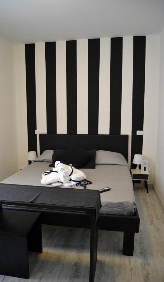 Hotel Butterfly Torre del Lago Puccini Extérieur photo