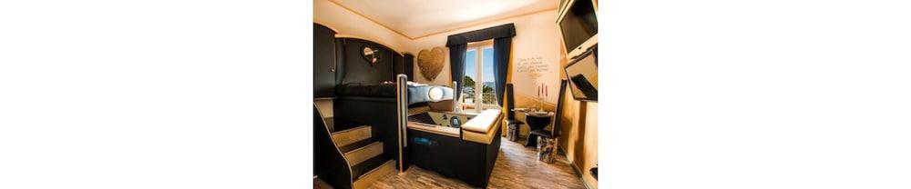Hotel Butterfly Torre del Lago Puccini Extérieur photo